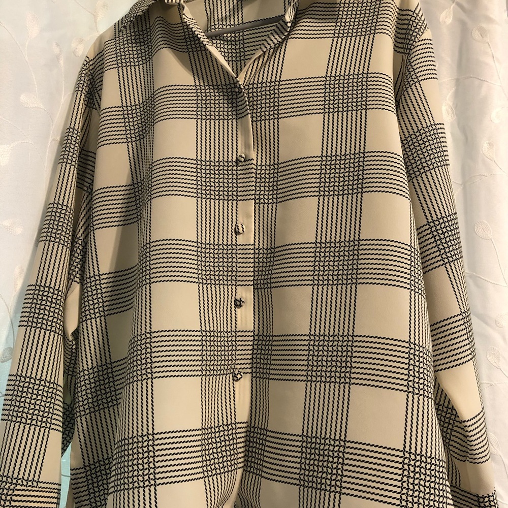 Milano Black&Cream Button Up Blouse (SizeM)